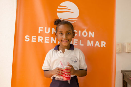 Niños y niñas de la Institución Educativa de Manzanilla del Mar en jornada de Salud Integral