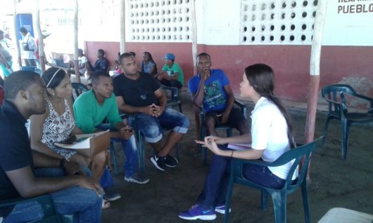 Recepción de hojas de vida y taller cómo presentar correctamente entrevistas de trabajo – Villa Gloria.